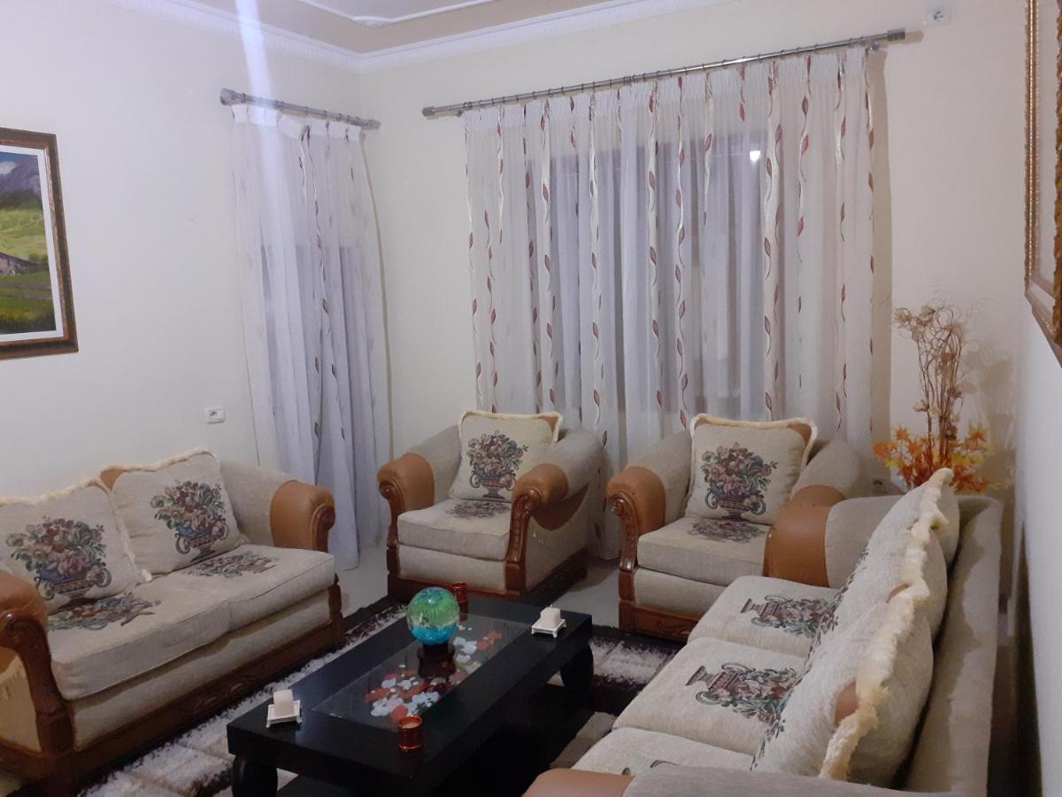 Kanushi House Gjirokastër المظهر الخارجي الصورة