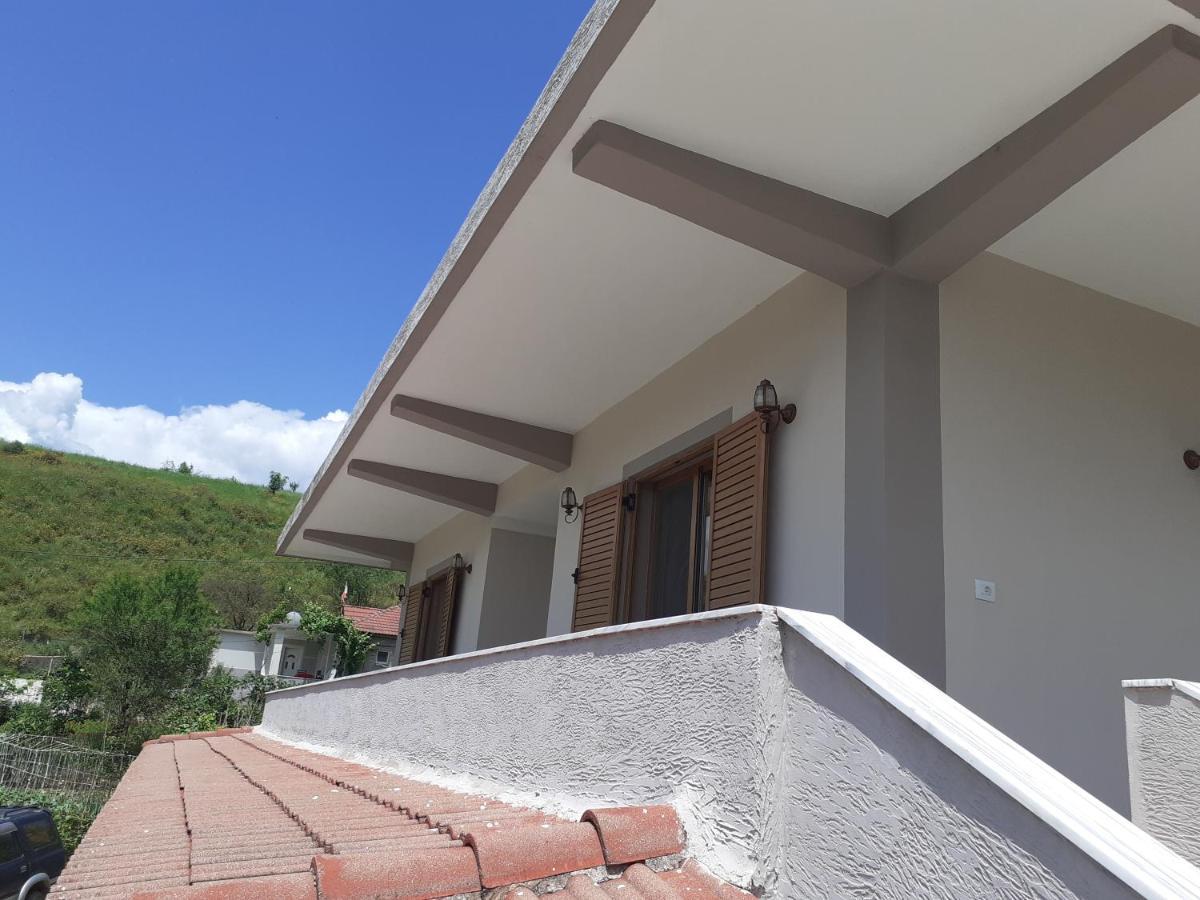 Kanushi House Gjirokastër المظهر الخارجي الصورة